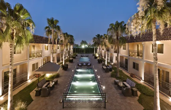 Holiday Inn 阿爾科巴爾- 濱海