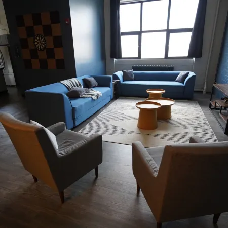 424 Gold Way- 3Bed/2Bath Apartment
