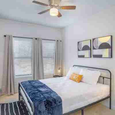 Brand New Stylish 3Br2BA Near Exciting Downtown Rooms