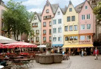 Smarty Cologne Dom Hotel - Boardinghouse - Kontaktloser Self Check-IN - Airport Shuttle