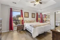 All Fore the Best - Onsite Amenities