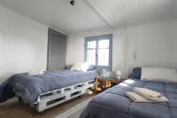 Beachfront/2Br/Garden/BBQ/Seaview/Quietretreat