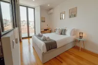 Courtyard Oporto Design Apartment G - 3-Star