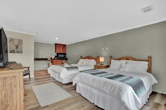 Maven's Inn & Grill Hotels in Canyon Lake