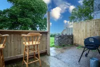 West Jordanston Cottage - St Florence Hotels near Heatherton World of Activities