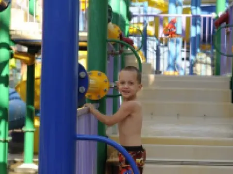 Big Splash Adventure Indoor Water Park & Resort Hotels in Orange County