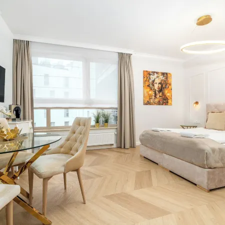 Margi Gold Studio, Very Lux, Old Town, Aircon