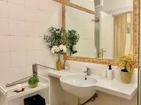 多穆斯羅曼納家庭旅館