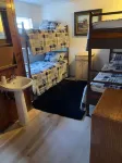 Curley's Resort & Dive Center - de playa