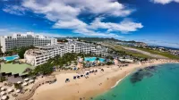 Royal Islander Club Resort la Plage Hotels near Maho Beach