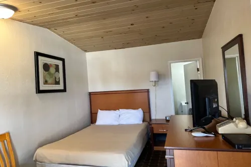 Anchor Bay Inn Near Winchester Bay Hotels in Reedsport