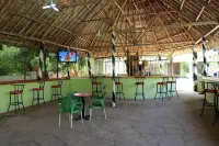 Greenyard Resort Mtwapa - bar