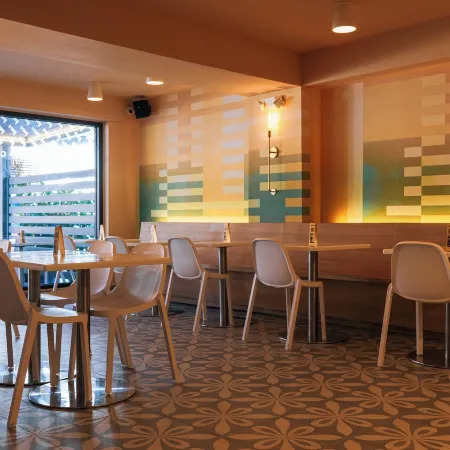 HiBird- Apartment and Suites Hotel