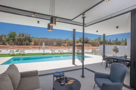 Protaras Elite Pearl Villa Ep16