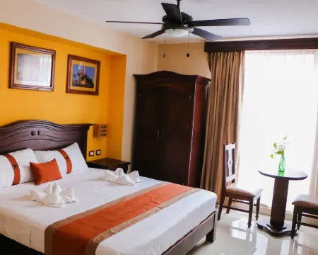 ホテル ゲイザー バリャドリッドのホテル