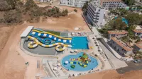 Narcissos Waterpark Resort - en bord de mer