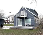 Charming Full Home in Downtown Escanaba – Walk to Beach, Park, and Marina!