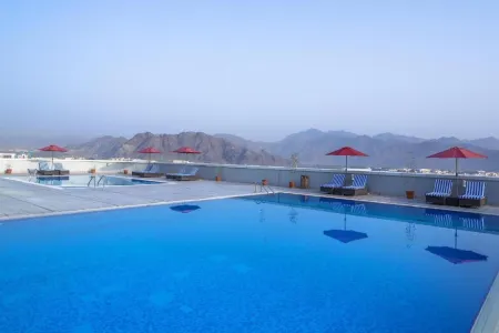 Sunday Fujairah Bay Formerly Concorde Hotel Отели рядом с достопримечательностью «O2 Spa Hilton Resort»