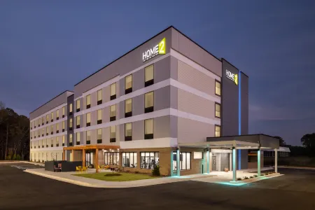 Home2 Suites by Hilton Conyers Atlanta Отели рядом с достопримечательностью «Кафедральный собор Крисчен Гроут»