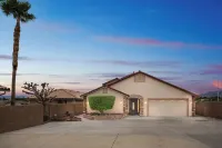 RIVERFRONT PARADISE OASIS W/ PRIVATE BEACH & BOAT DOCK