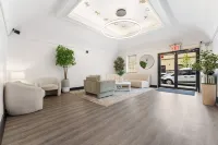 Tranquil Retreat with Cozy Living Spaces - Stylish and Inviting