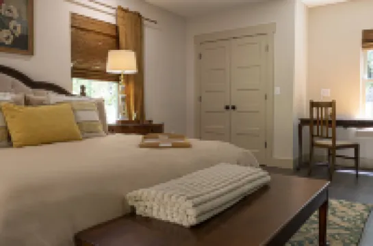 The Cottage at Green Hills Farm