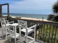 Spectacular Gulf Views and Beach Access - Charming Beachfront Retreat