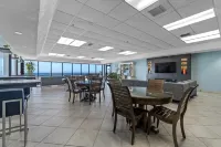 Beach- & Gulf-front ninth-floor condo with pools, hot tub & washer/dryer Hotels in Orange Beach