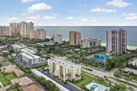 Tropical Garden and Heated Pool - Charming Coastal Escape