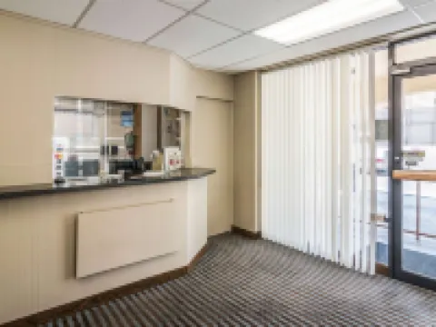 Rodeway Inn Regalodge Hotels in Glendale