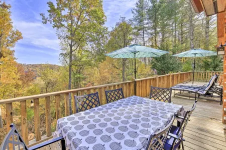 Charming Outdoor Escape with Fire Pit and Scenic Trails - Cozy Haven