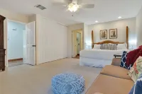 Charming Spanish Villa with Mountain Views - Tranquil Retreat