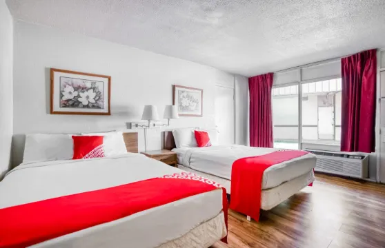 OYO 布朗伍德67號公路酒店