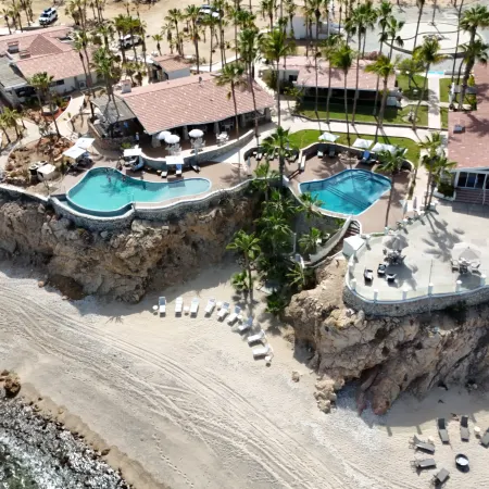 Punta Pescadero Paradise Hotel & Villas