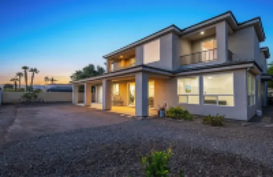 6 BDR Modern Home w/River & Beach Access!