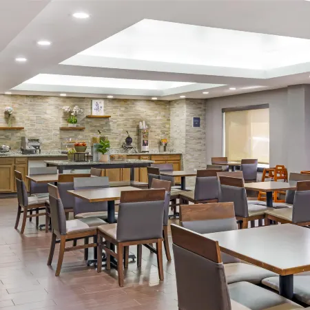 Best Western Plus Raleigh Crabtree Valley Hotel