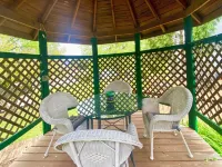 Shenandoah Views_All Suites_Spa tub_Near Caverns