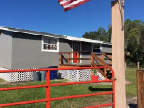 Country Quiet Yet Close to Everything ! Hotels in North Fort Myers