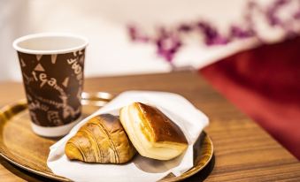 Hotel Petit Bali Forest Shinjuku Sanchome