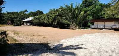 Tropical View Hotels in Ontario Village