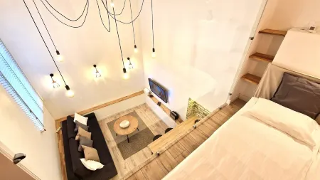 Zema5 Old Town Loft Отели рядом с достопримечательностью «404»