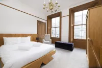 Joivy Spacious Home Near the Meadows Hotels in Newington