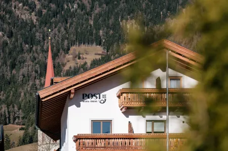 Hotel Gasthaus Post Отели в г. Sterzing