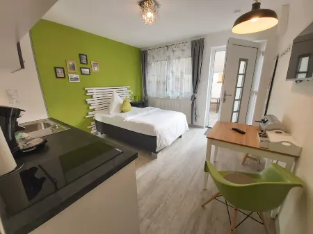 Apart Hotel - Dillinger Schwabennest Отели в г. Диллинген-ан-дер-Донау