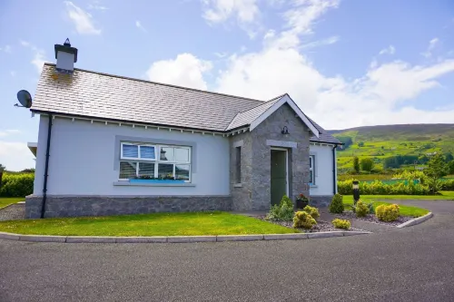Clonlum Holiday Cottages - Pet friendly