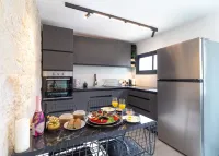 Mamilla View- Suites & Apt Hotel