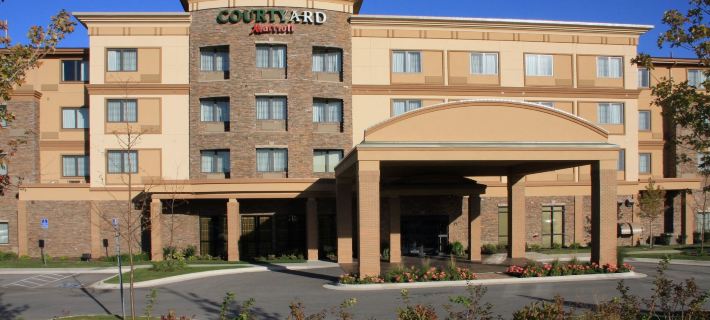 Courtyard des Moines West/Jordan Creek Hotels in Polk County
