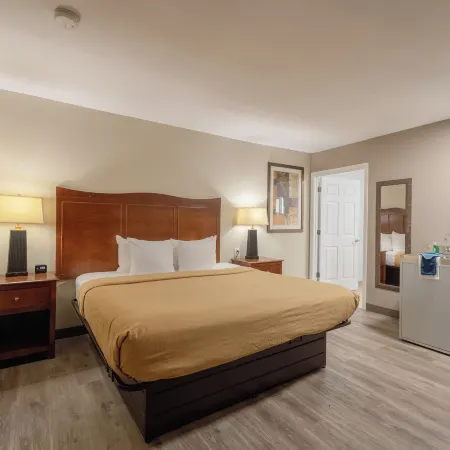 Suburban Studios Near Mesa Verde