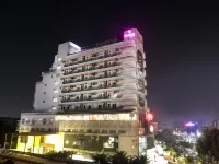 Regenta Suites Gurugram, Sohna Road, Sector 49 Hotels near Vatika Business Centre & Co-working Spaces