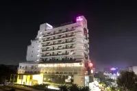 Regenta Suites Gurugram, Sohna Road, Sector 49 Hotels near JMD Megapolis